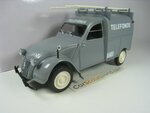 citroen-2cv-furgoneta-telefonos-1-24-salvat-1.jpeg